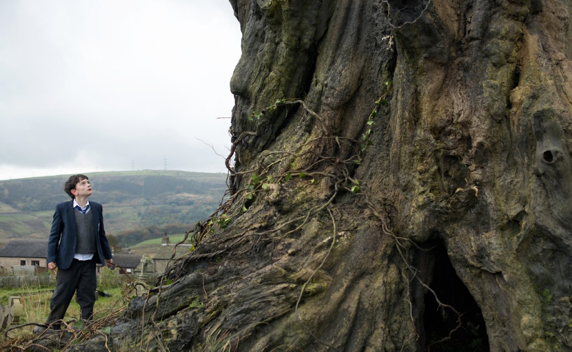 A Monster Calls - Official International Teaser Trailer #1 - Liam ...